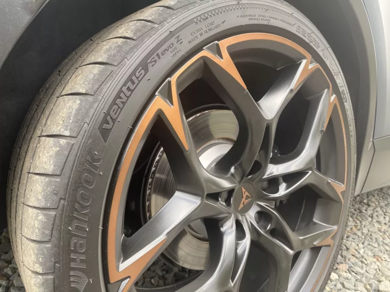 Die Sommerreifen von Hankook: die Modelle Ventus, Kinergy und ION