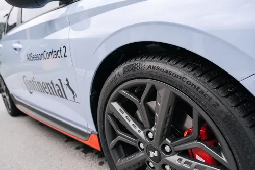 Continental AllSeasonContact 2 Vorschaubild 1920x1280