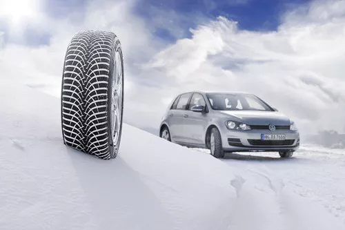 GoodYear UltraGrip 9+ Vorschaubild 5616x3744
