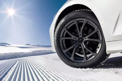 GoodYear UltraGrip Performance 3 Vorschaubild 1920x1280