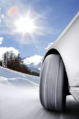 GoodYear UltraGrip Performance+ Vorschaubild 3744x5616