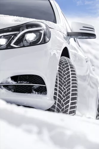GoodYear UltraGrip Performance+ Vorschaubild 3744x5616