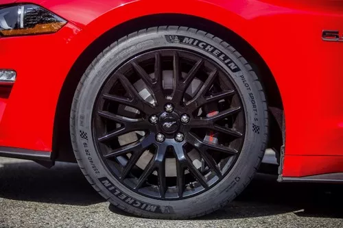Michelin Pilot Sport 4 S Vorschaubild 1600x1066