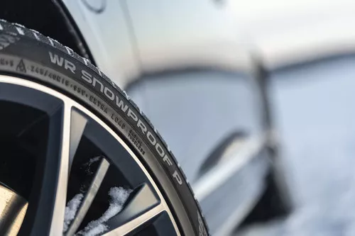 Nokian WR Snowproof P Vorschaubild 1619x1079