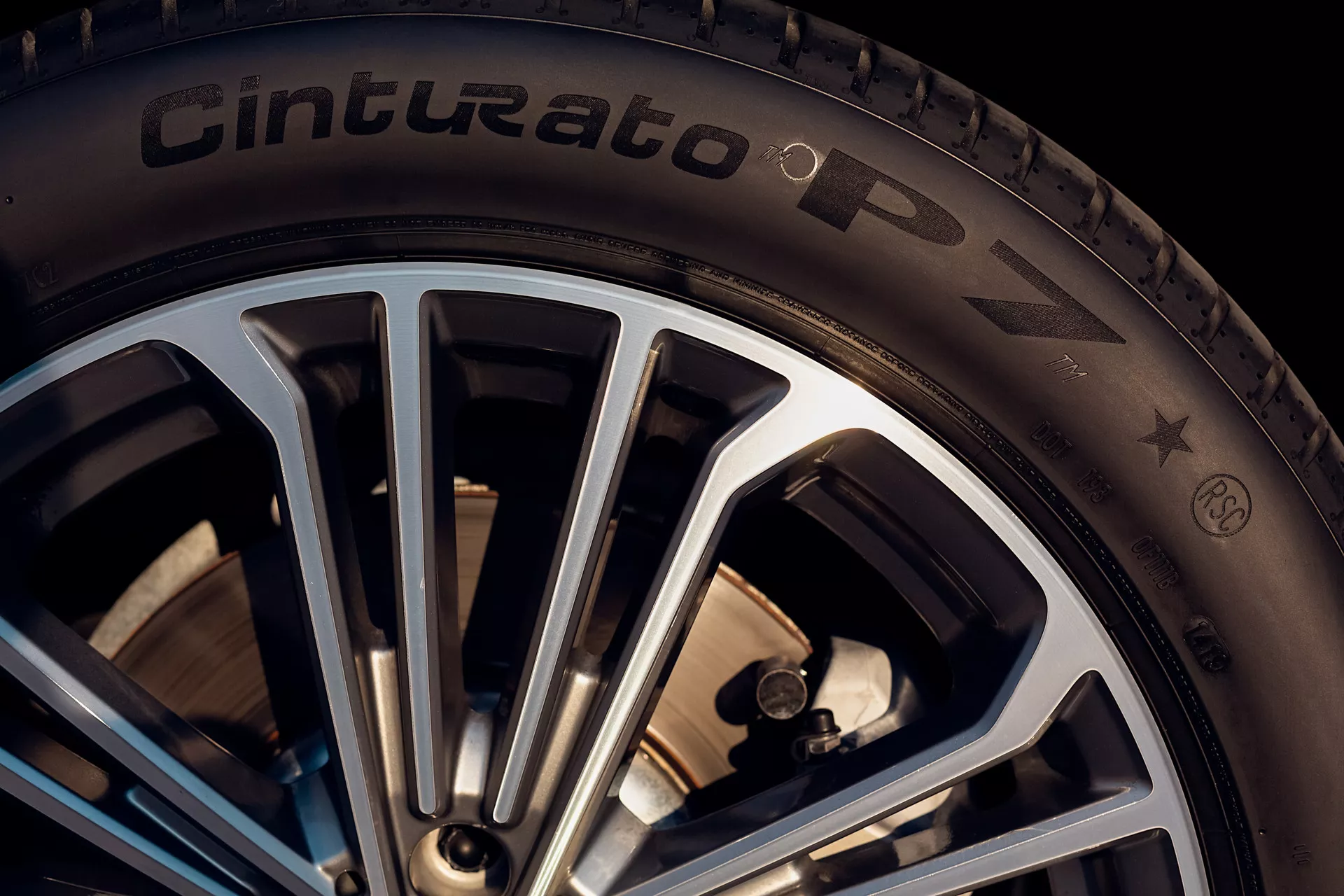 Pirelli Cinturato P7 Bild