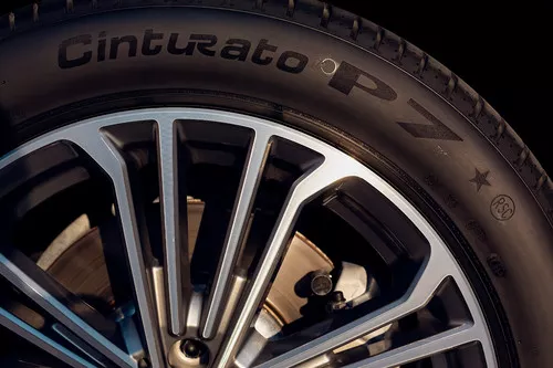 Pirelli Cinturato P7 Vorschaubild 5760x3840
