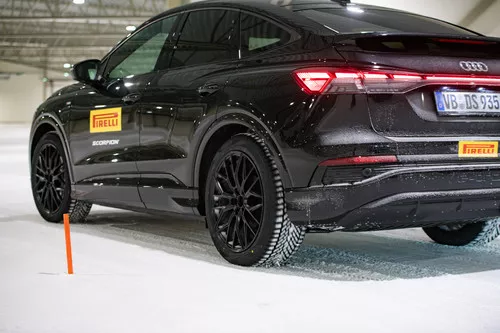 Pirelli Scorpion Winter 2 Vorschaubild 3543x2362